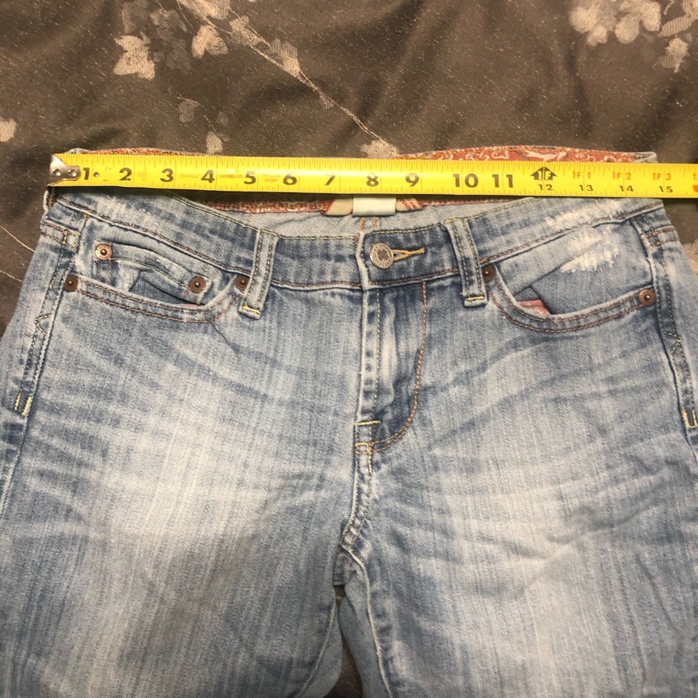 Lucky Brand Size 2 Capri Jeans - Picture 16 of 16